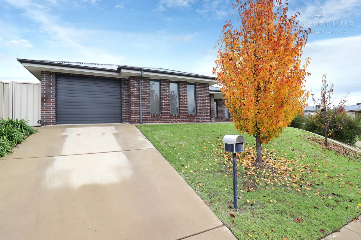 Primary image of 11 Paradise Drive, Gobbagombalin NSW 2650