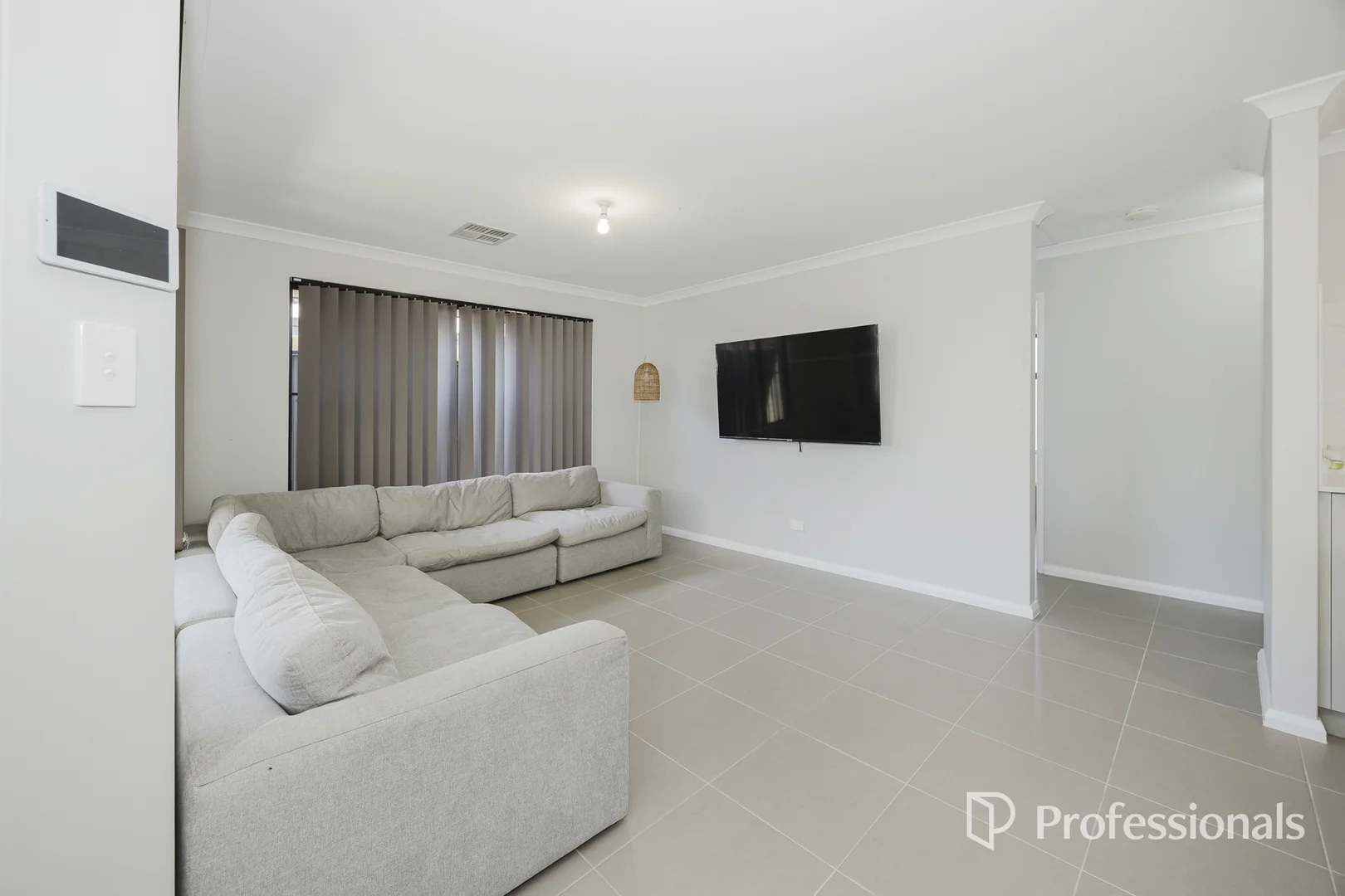 Additional image 11 of 21 Camarillo Street, The Vines WA 6069