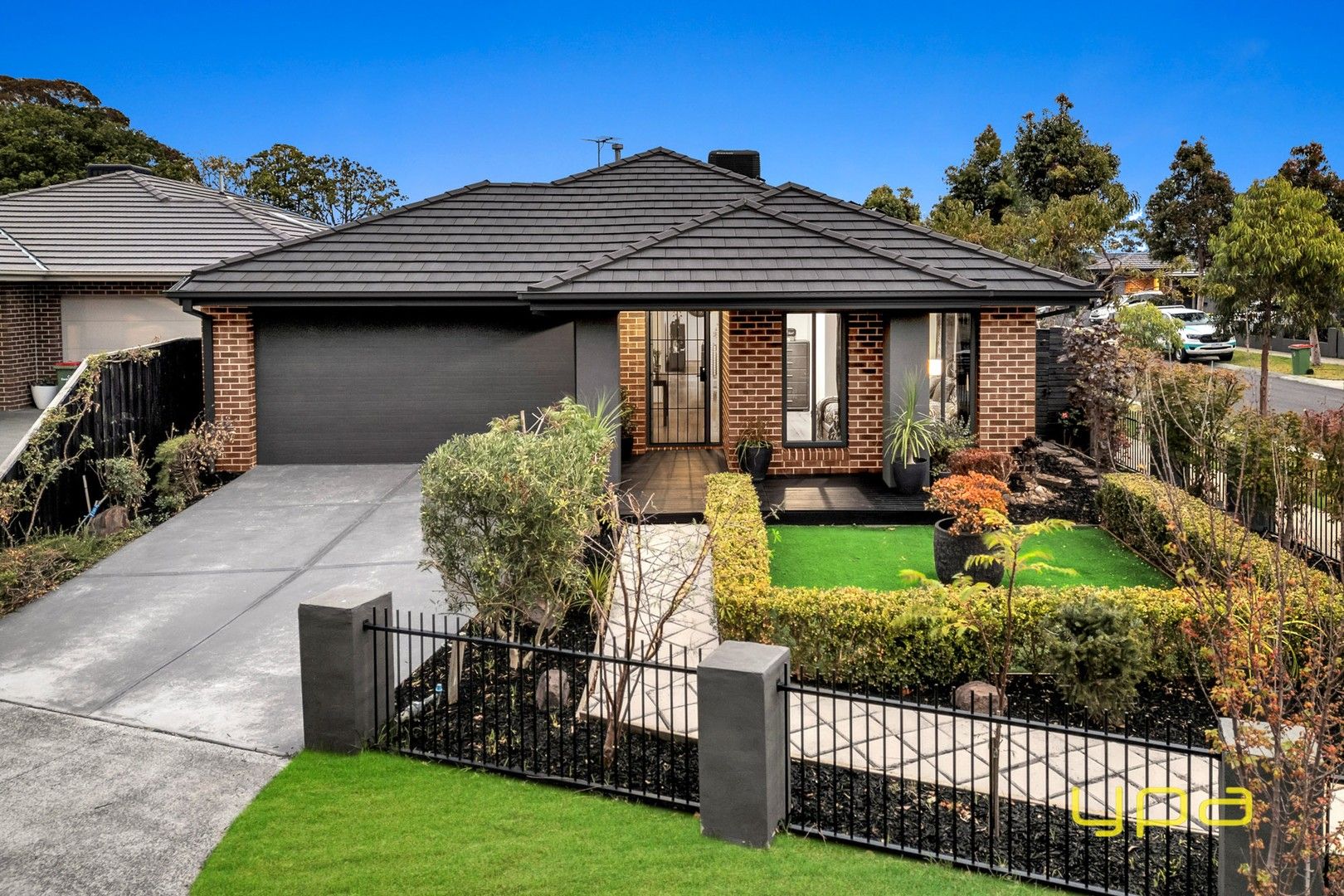 2 St Cloud Place, Pakenham VIC 3810, Image 0