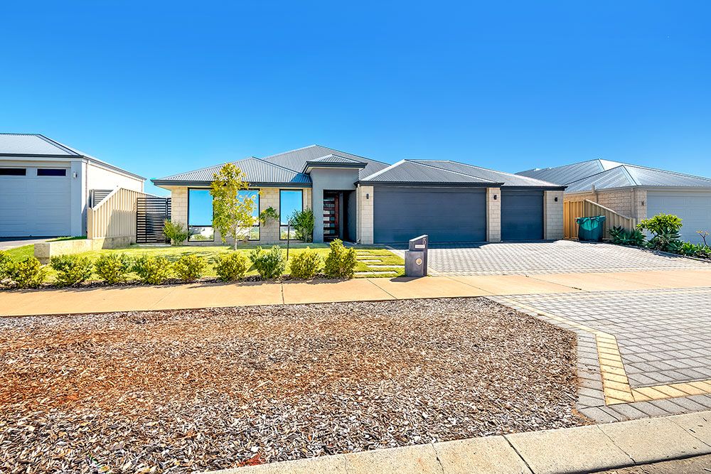 13 Hazelgrove Crescent, Millbridge WA 6232, Image 0