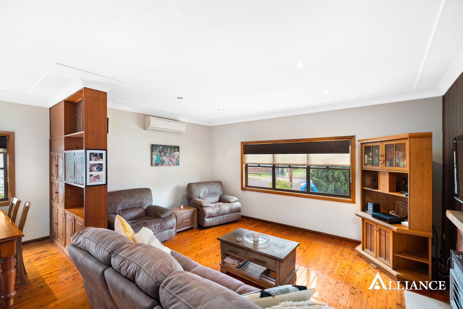 23 Edinburgh Drive, Revesby Heights NSW 2212, Image 1