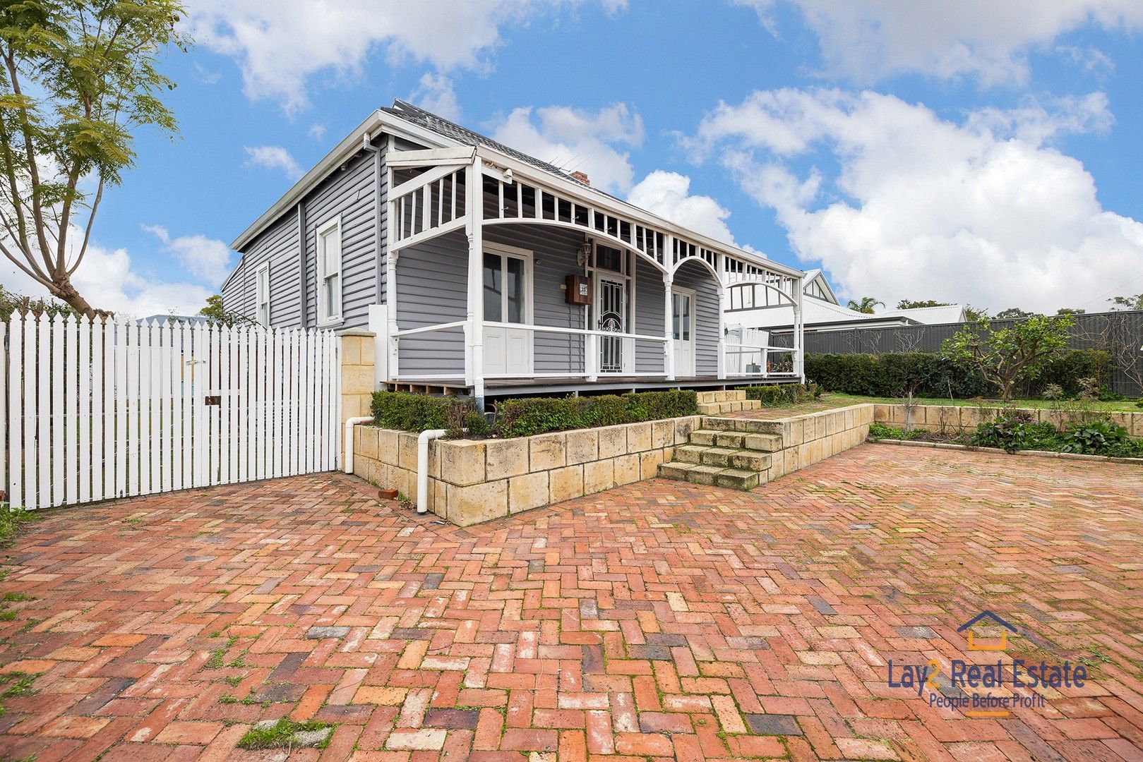 3 bedrooms House in 23 Whatley Crescent BAYSWATER WA, 6053