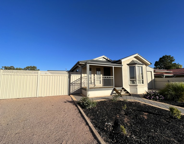 15 Range View Road, Stirling North SA 5710