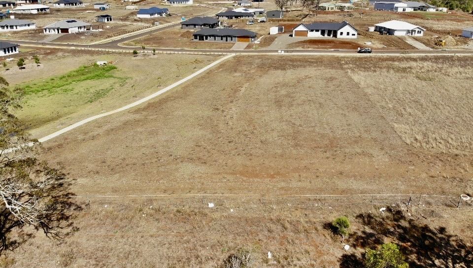 Vacant land in 28 Gran Paradiso Way, MERINGANDAN WEST QLD, 4352