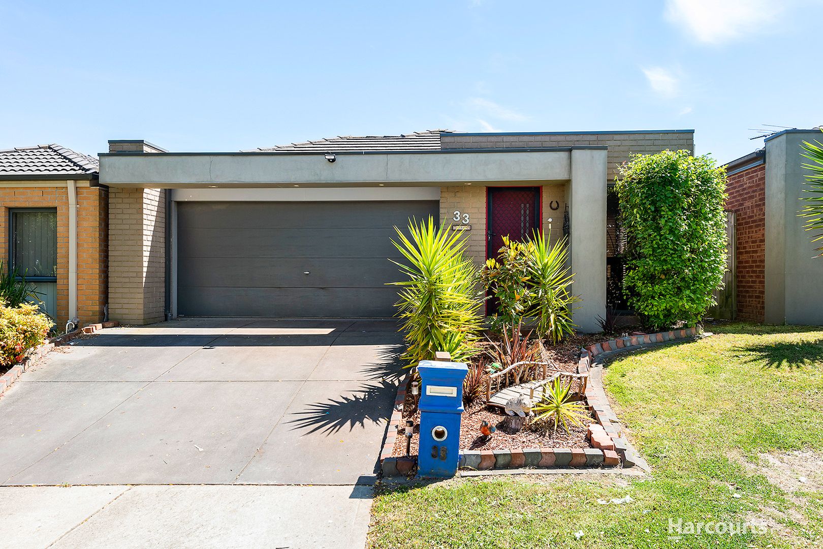 33 Kimberley Grove, Pakenham VIC 3810