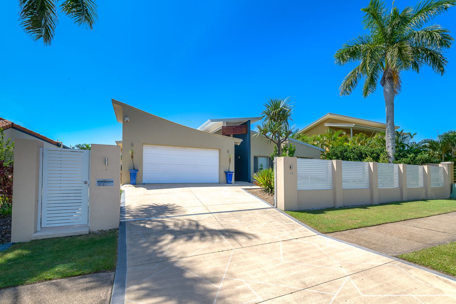 145 Lae Drive, Coombabah QLD 4216