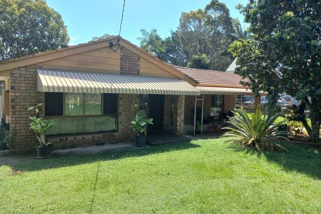 Picture of 102 Bishop Road, BEACHMERE QLD 4510