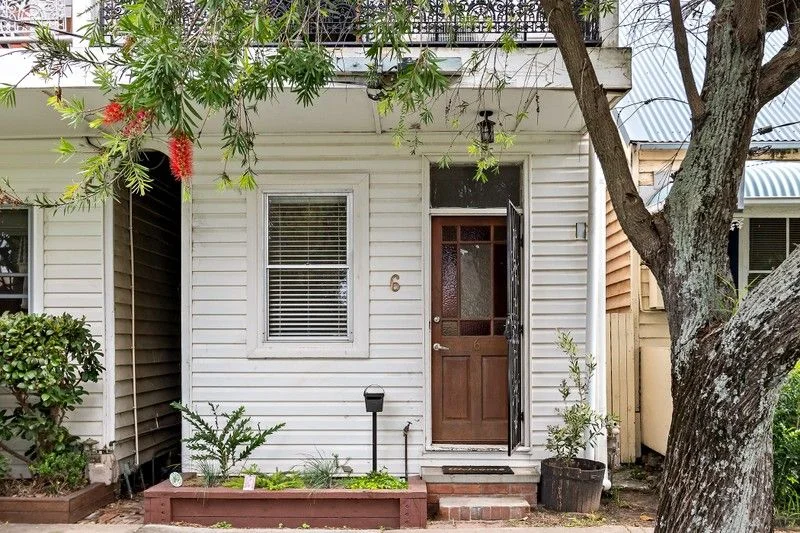 6 Hargrave Street, Carrington NSW 2294