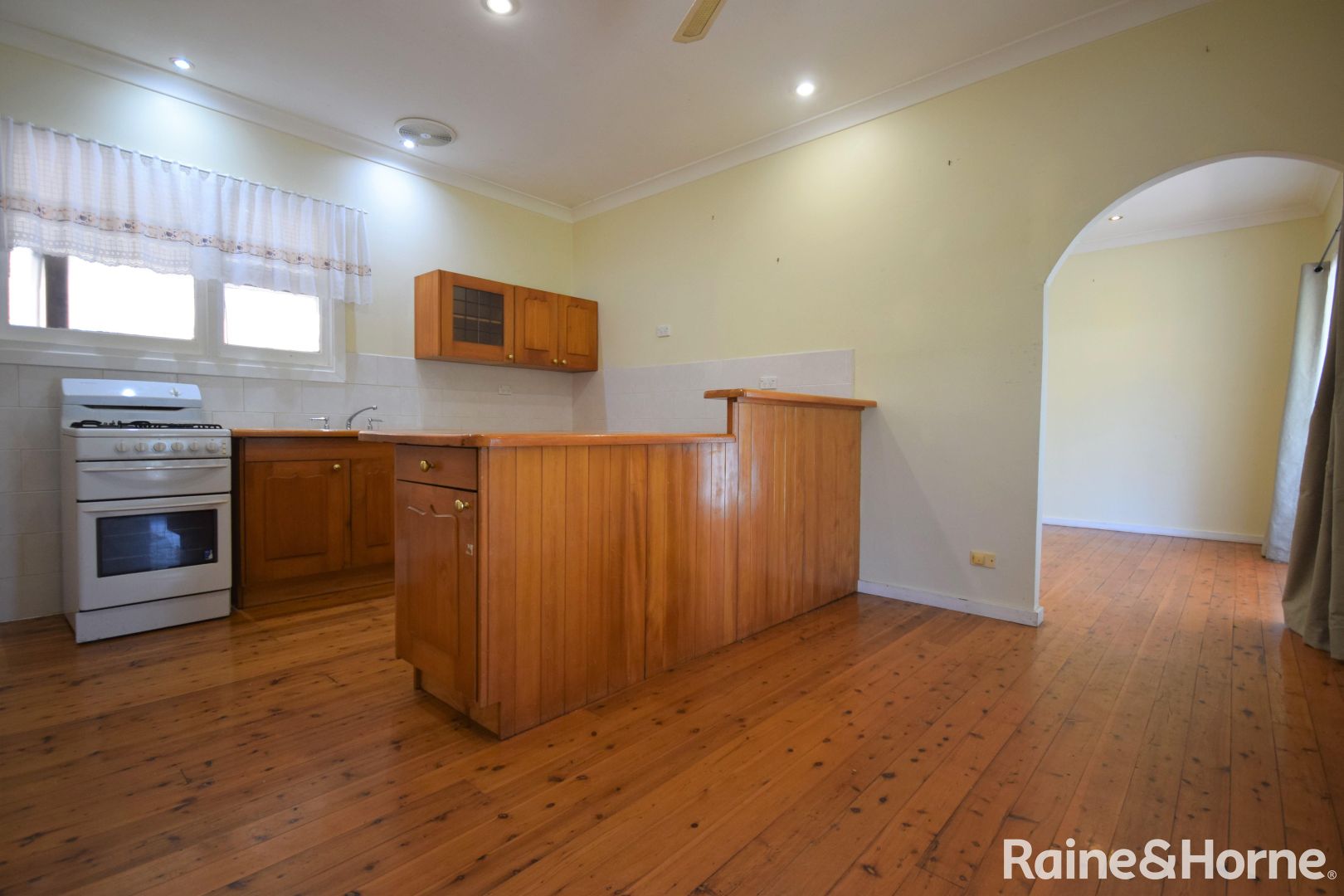 42 Hillcrest Avenue, South Nowra NSW 2541, Image 2