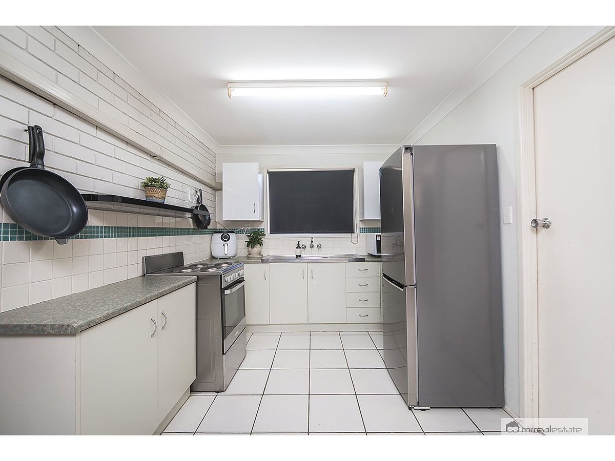 2/14 Potts Street, Norman Gardens QLD 4701, Image 1