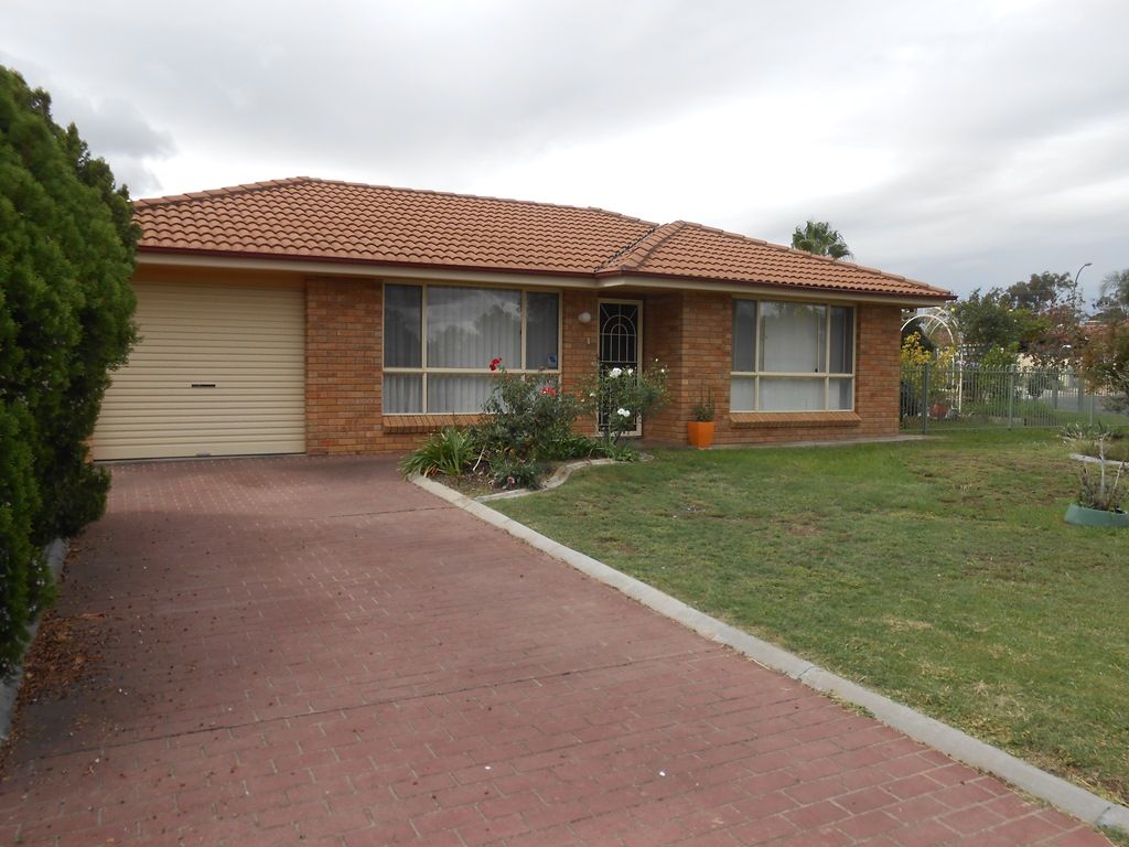 14 Dewhurst Street, West Tamworth NSW 2340