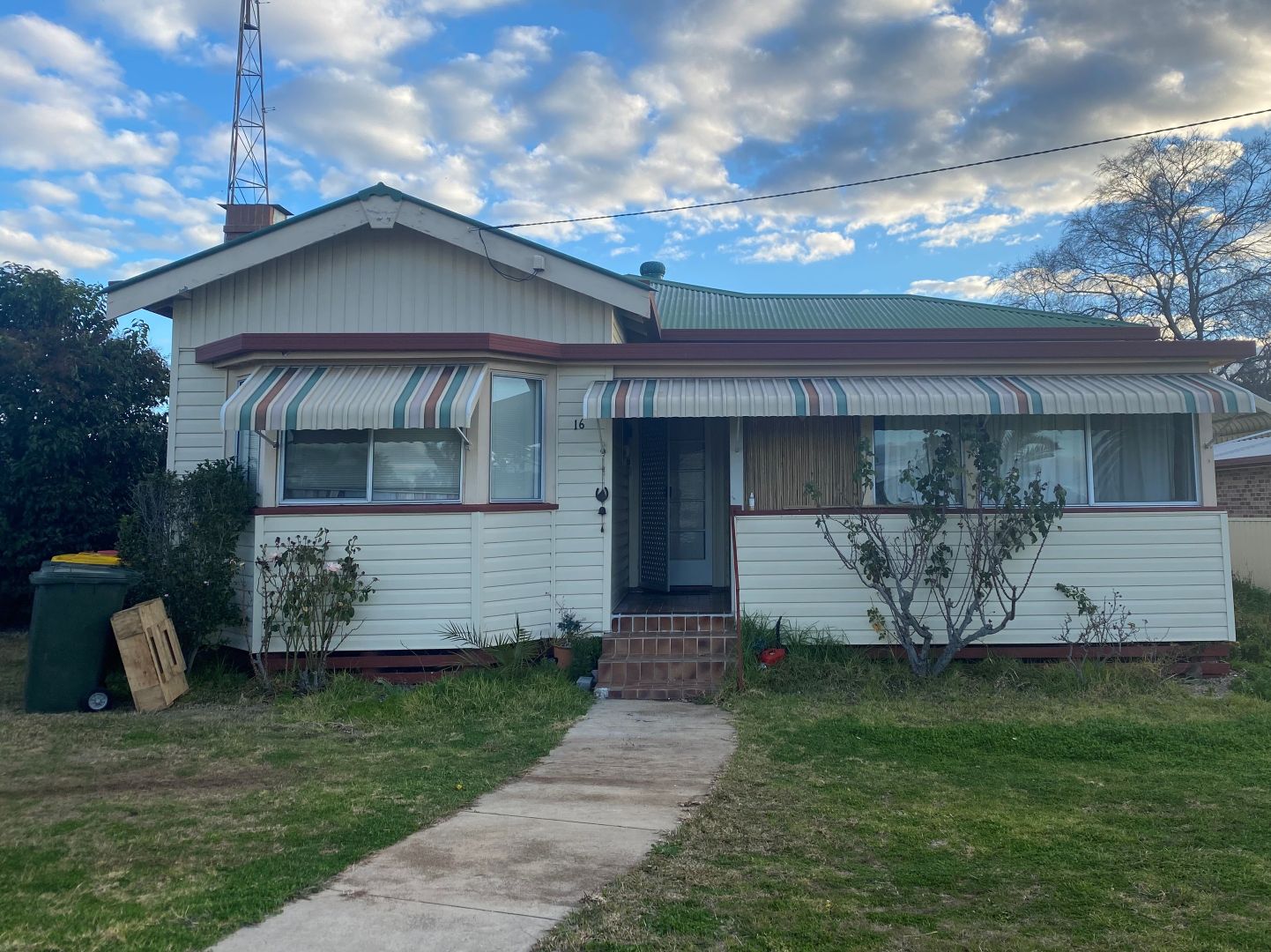 16 Herbert Street, Inverell Property History & Address Research Domain