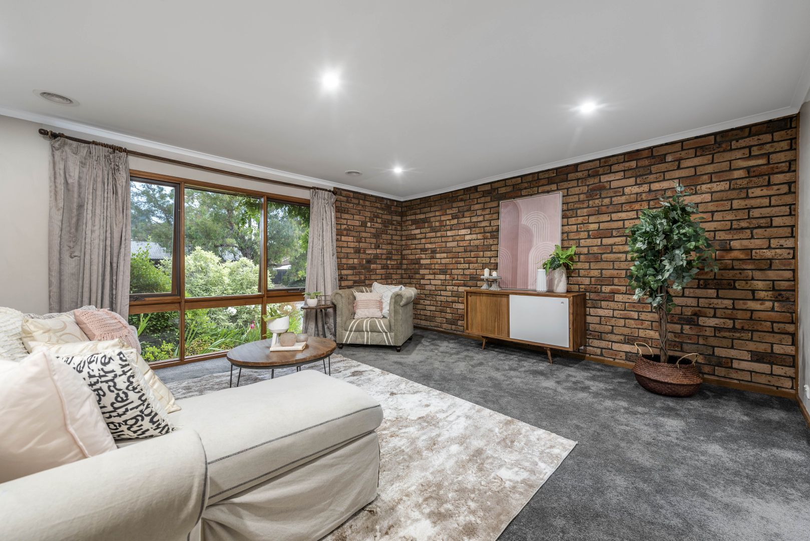 15 Twamley Crescent, Chisholm ACT 2905, Image 2