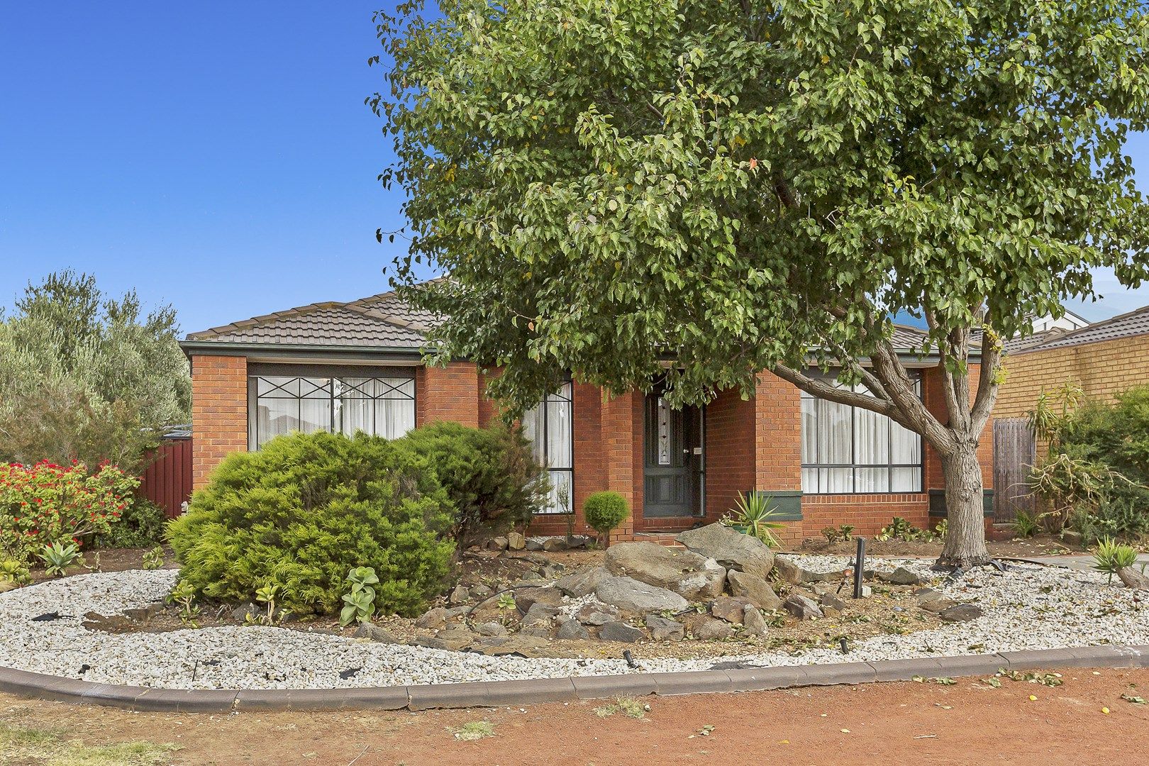 1 Perret Walk, Sydenham VIC 3037, Image 0