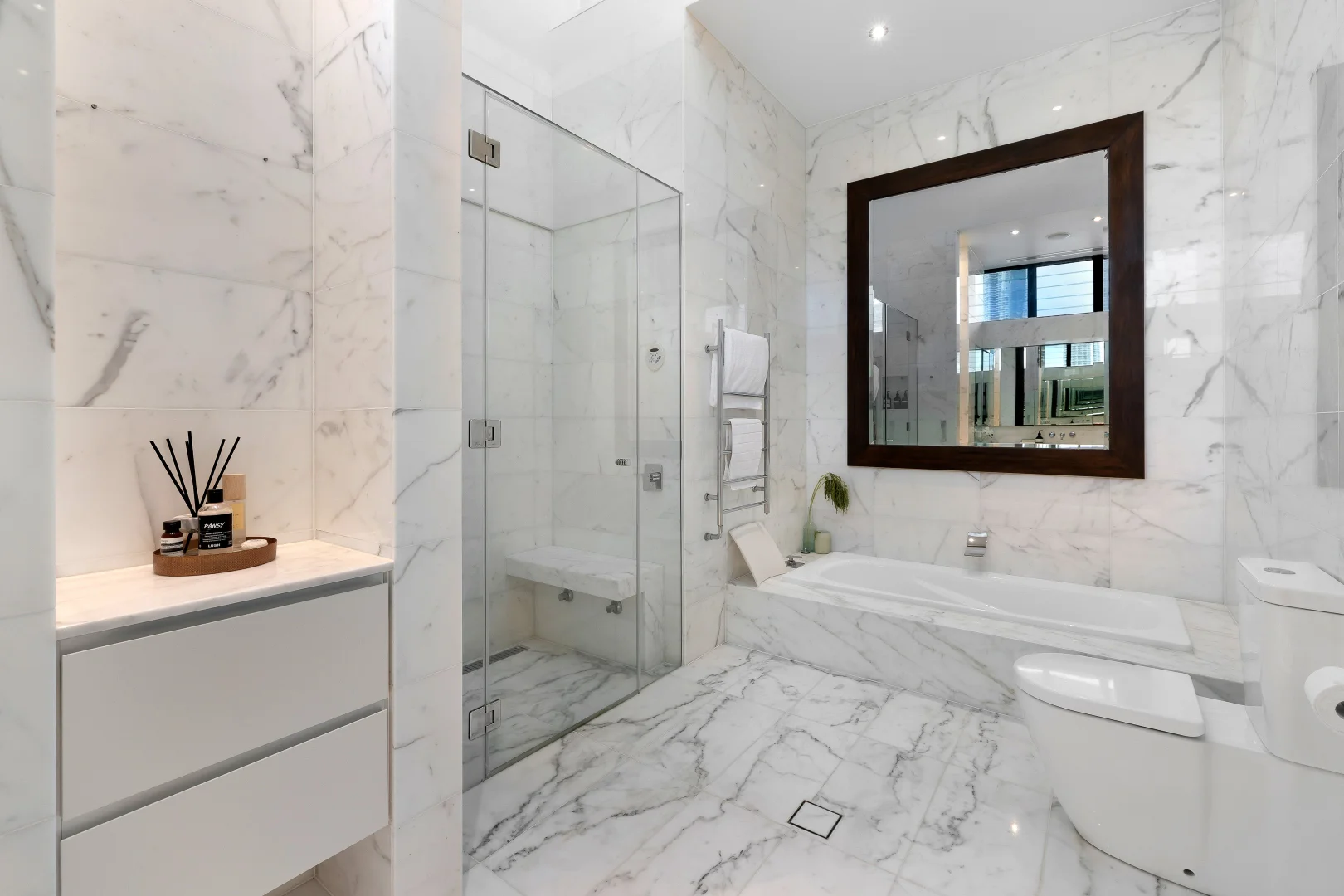 Additional image 31 of 22 Admiralty Drive, Paradise Waters QLD 4217