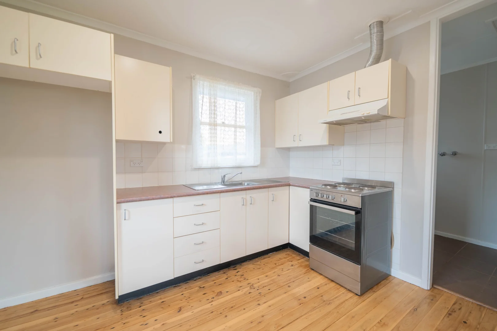 Additional image 4 of 34 Cedar Crescent, Forbes NSW 2871