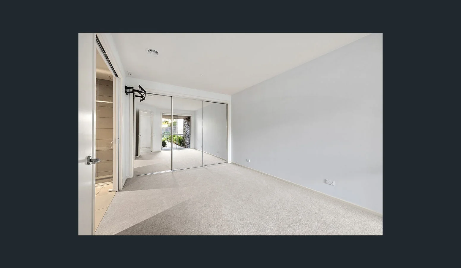 Additional image 5 of 64 Wilsons Rd, Mornington VIC 3931