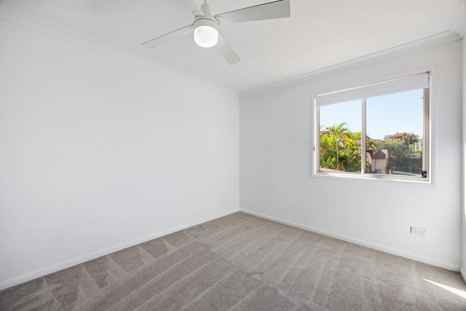 Additional image 12 of 11/96 Pohlman Street, Southport QLD 4215