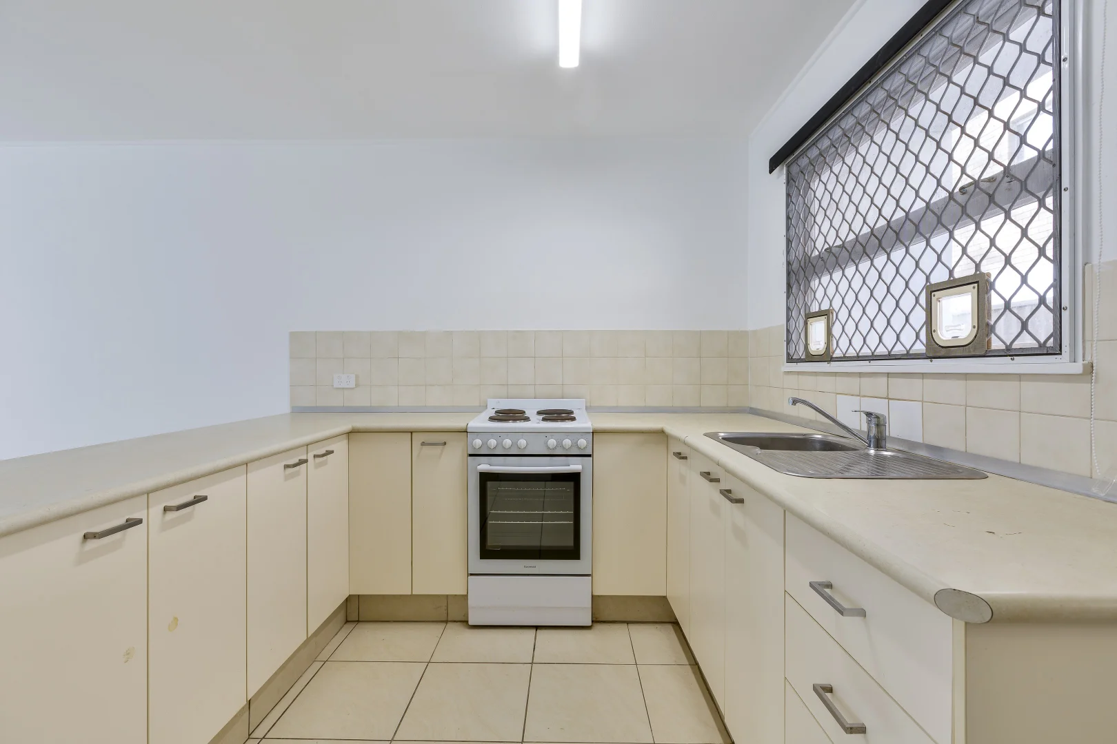 Additional image 5 of 3/19 Watson Esplanade, Surfers Paradise QLD 4217