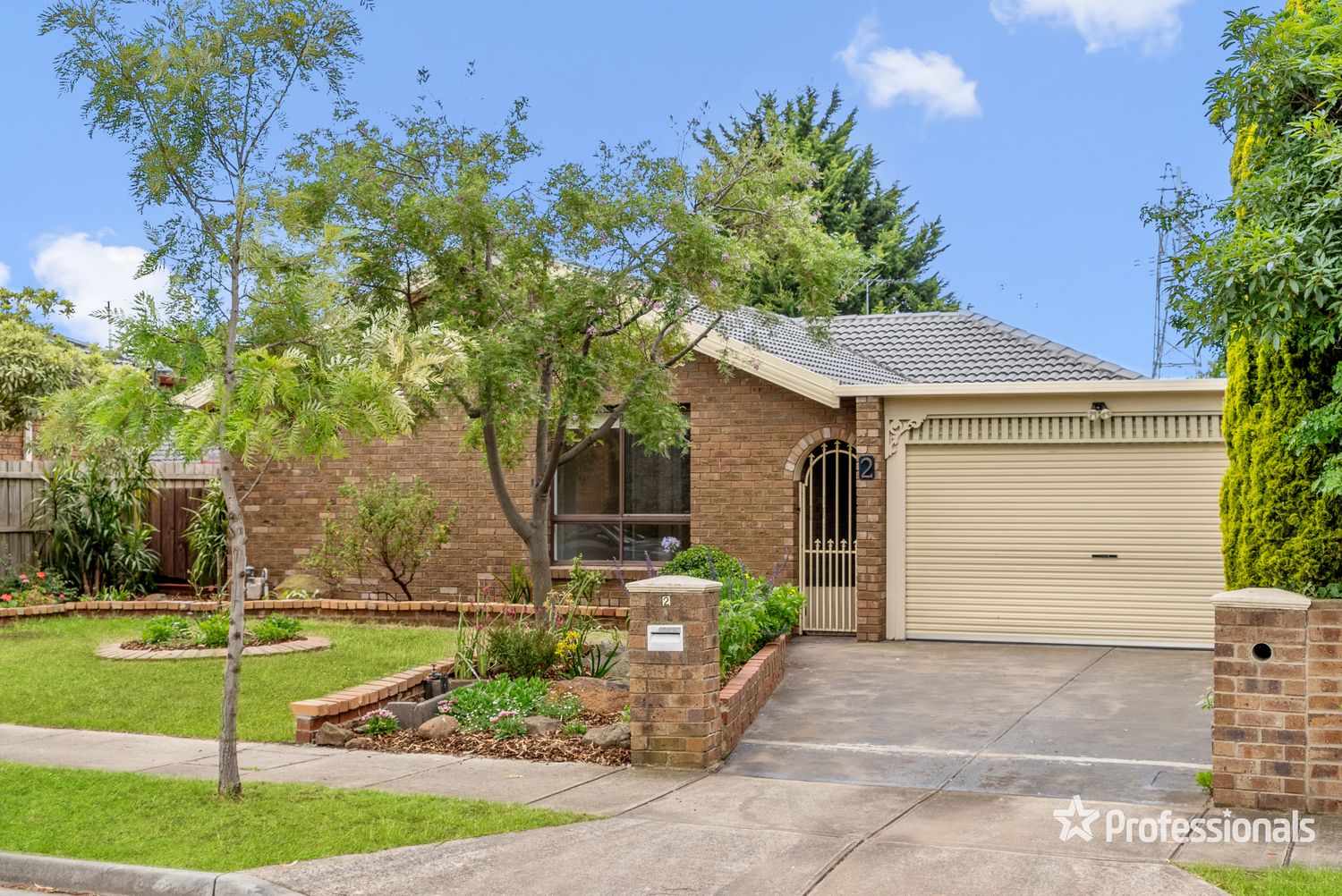 2 Merimbula Court, Taylors Lakes VIC 3038 House For Rent Domain