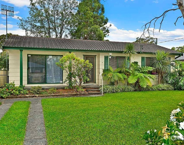 3 Kurraba Parade, Berkeley Vale NSW 2261