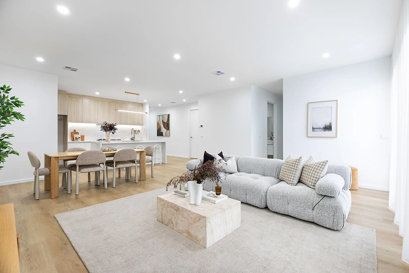 84 Burrawang Lp, Mickleham VIC 3064