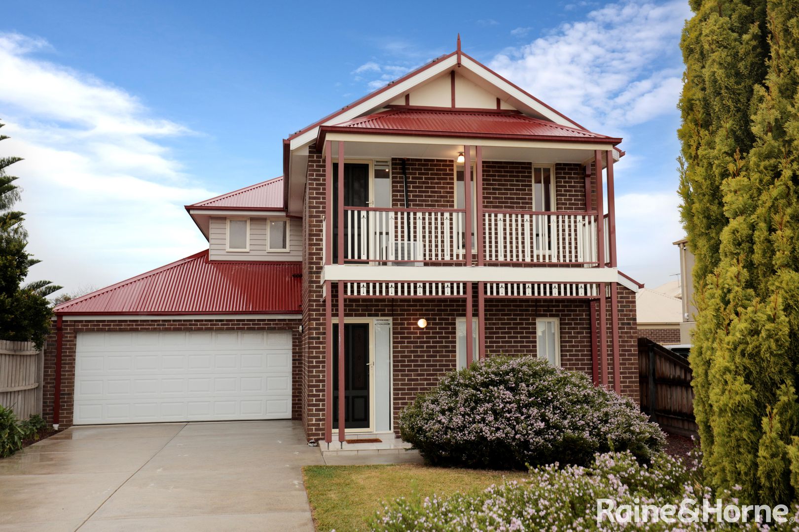 3 bedrooms House in 102 Foxwood Drive POINT COOK VIC, 3030