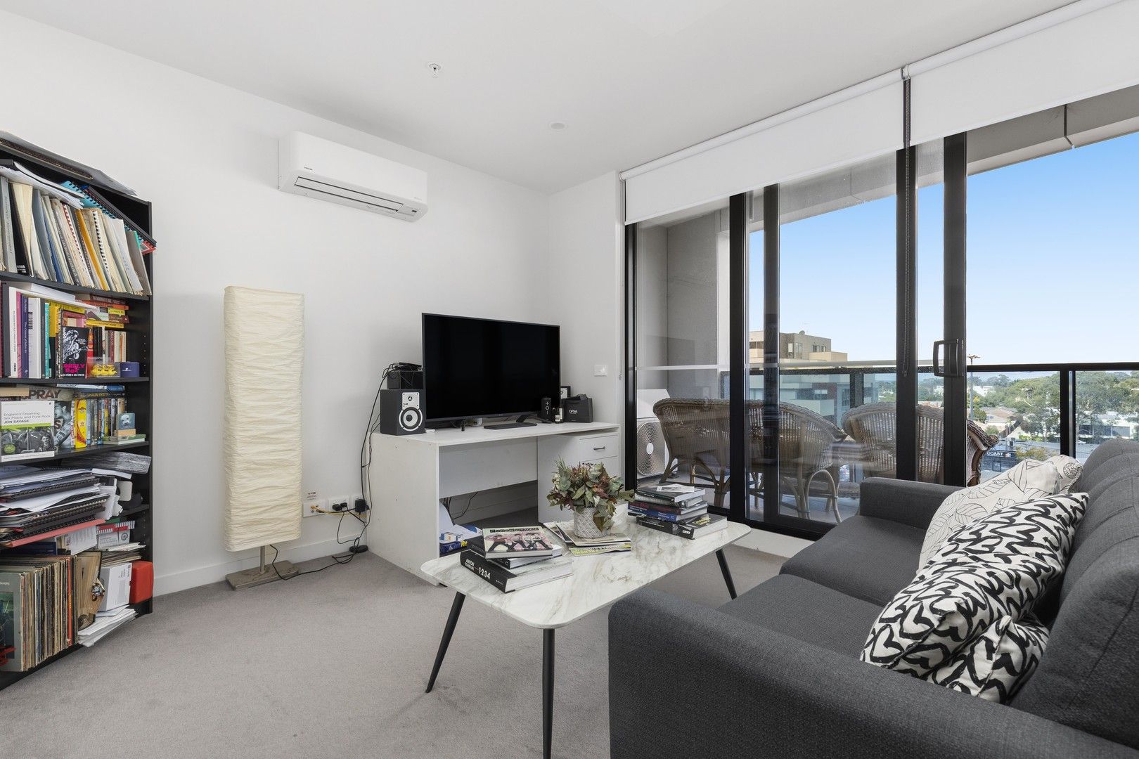 1 bedrooms Apartment / Unit / Flat in 426/8 Railway Road CHELTENHAM VIC, 3192