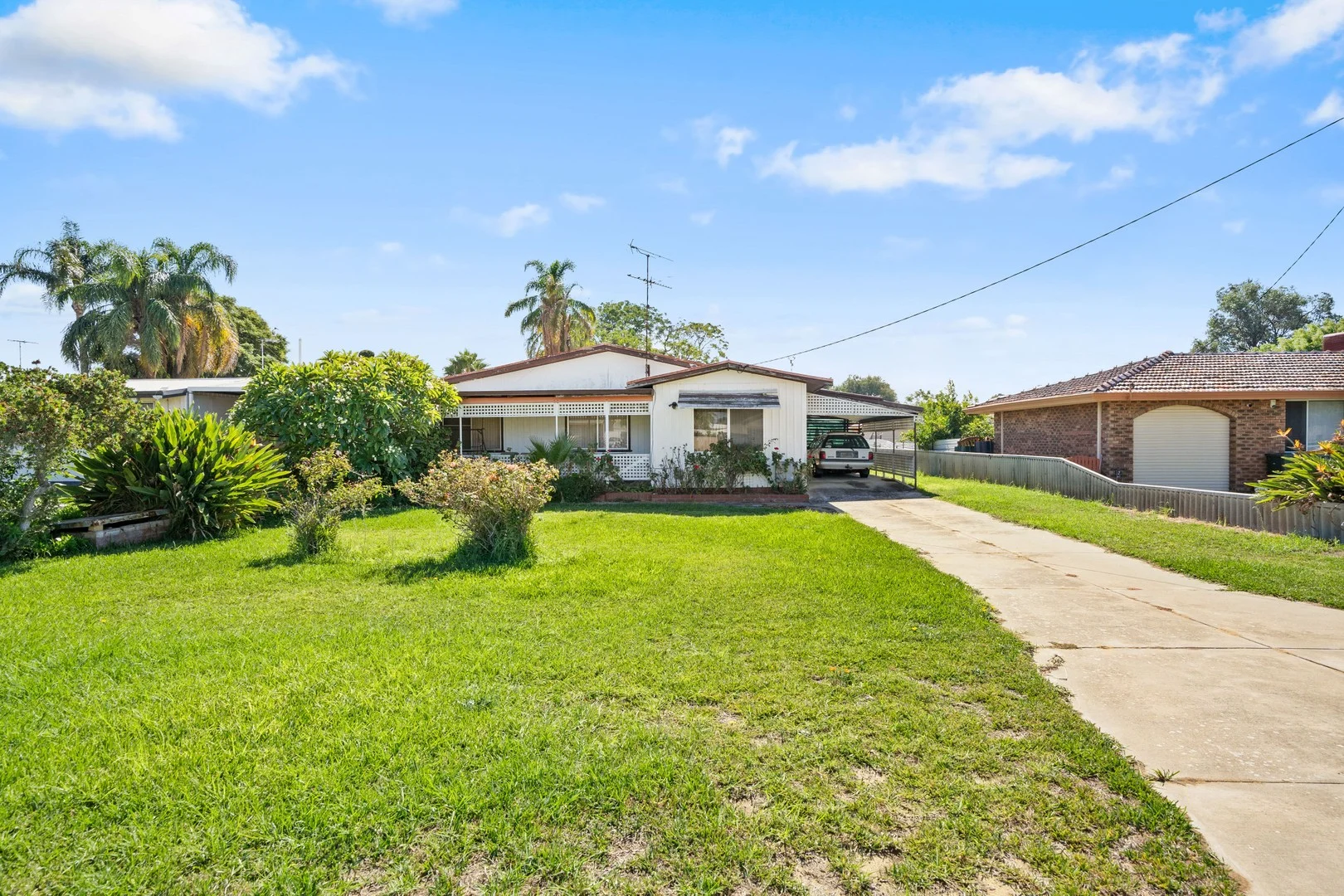 Primary image of 6 Eacott Street, Mandurah WA 6210
