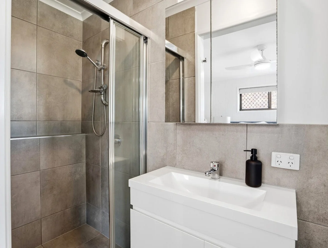 Additional image 5 of 33 Woodlands Avenue, Petrie QLD 4502