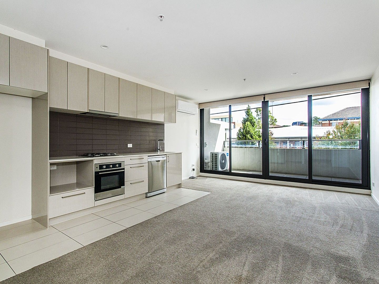 102/394-398 Middleborough Road, Blackburn VIC 3130, Image 0