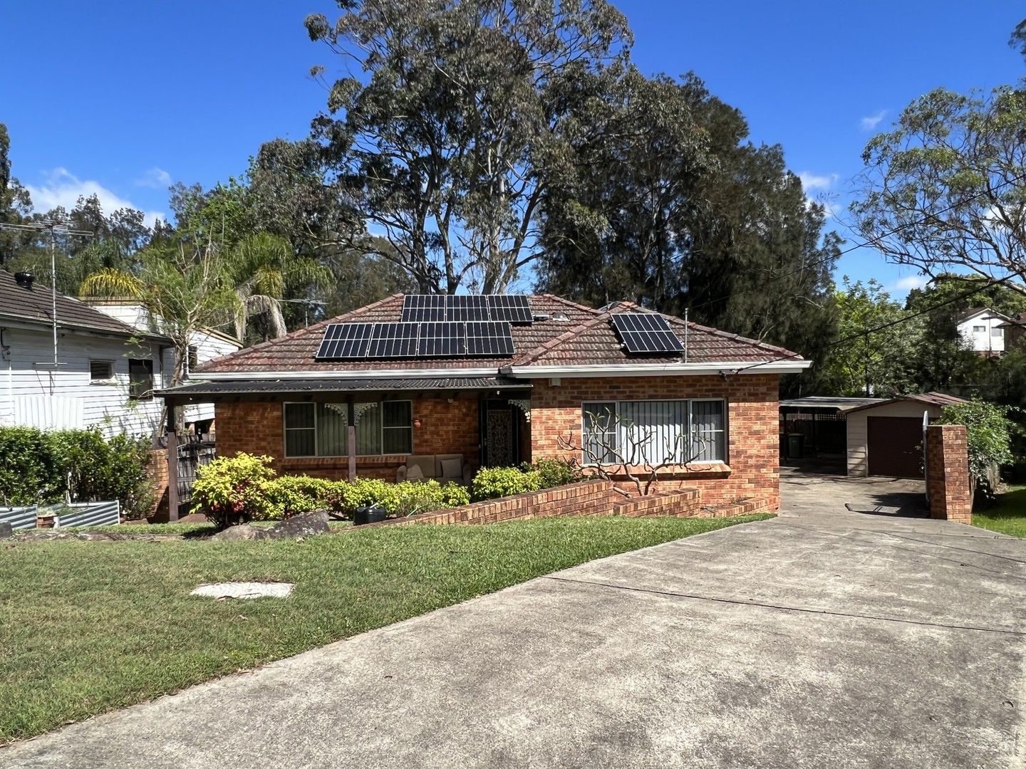 3 bedrooms House in 24 Browning Street EAST HILLS NSW, 2213