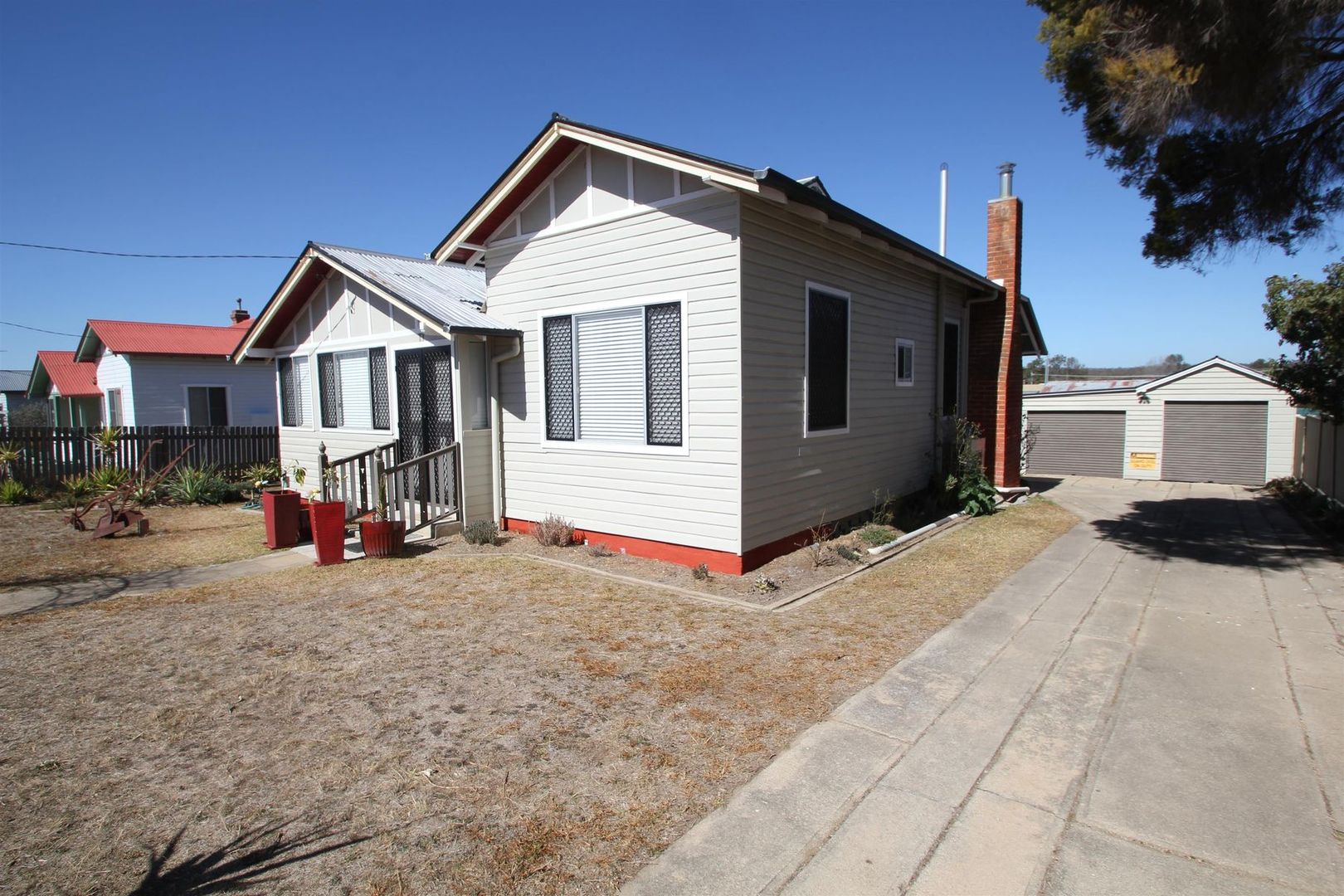 17 Railway Street, Tenterfield Property History & Address Research Domain