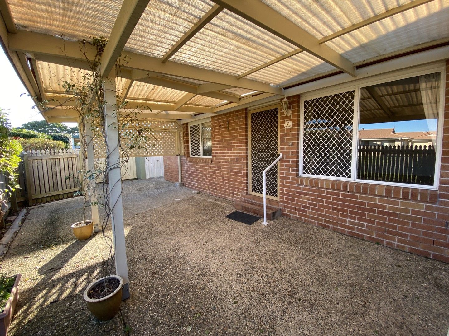 2 bedrooms Apartment / Unit / Flat in 7/66 Dalton Street KIPPA-RING QLD, 4021