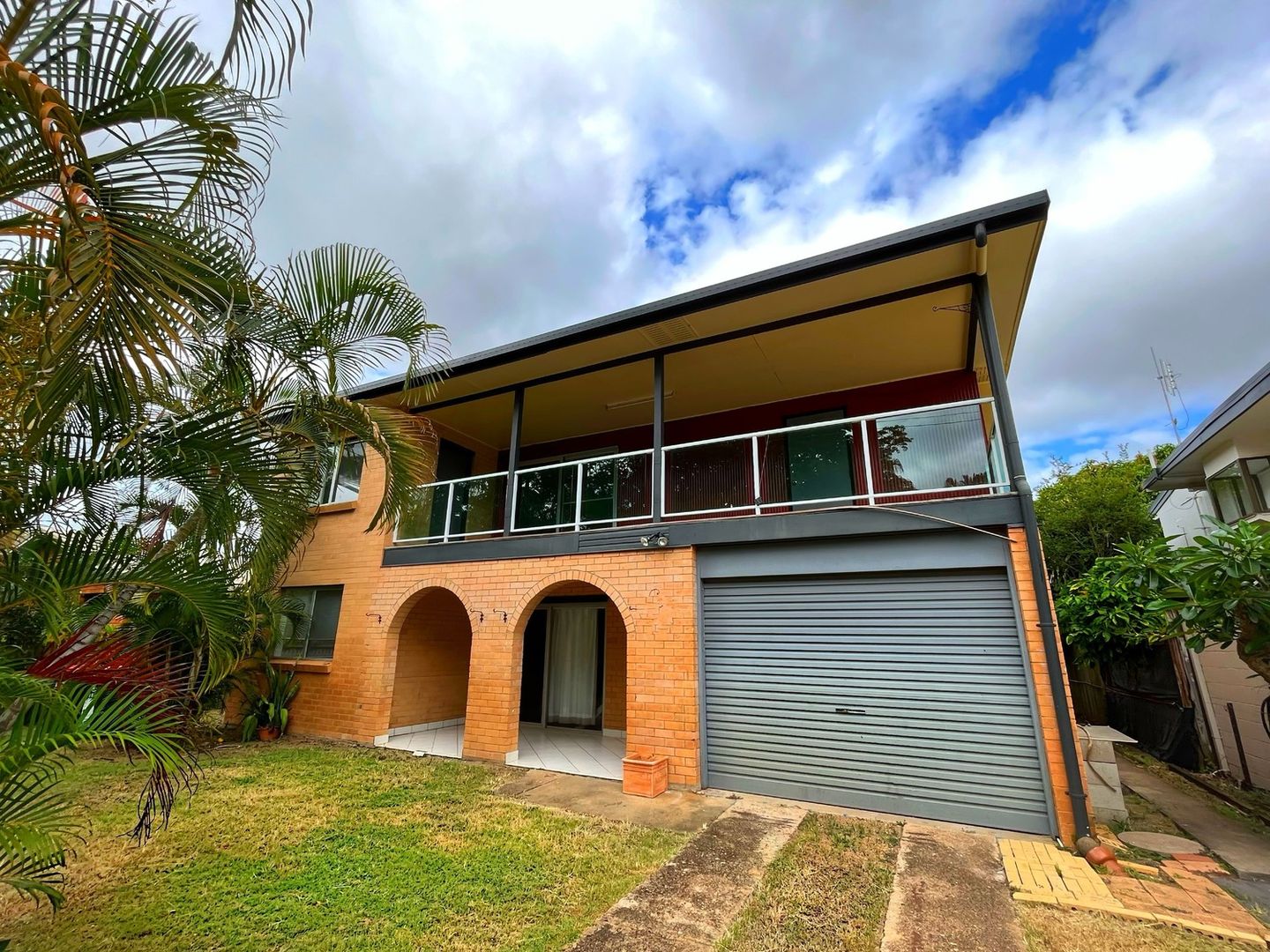 28 Coolwaters Esplanade, Kinka Beach QLD 4703