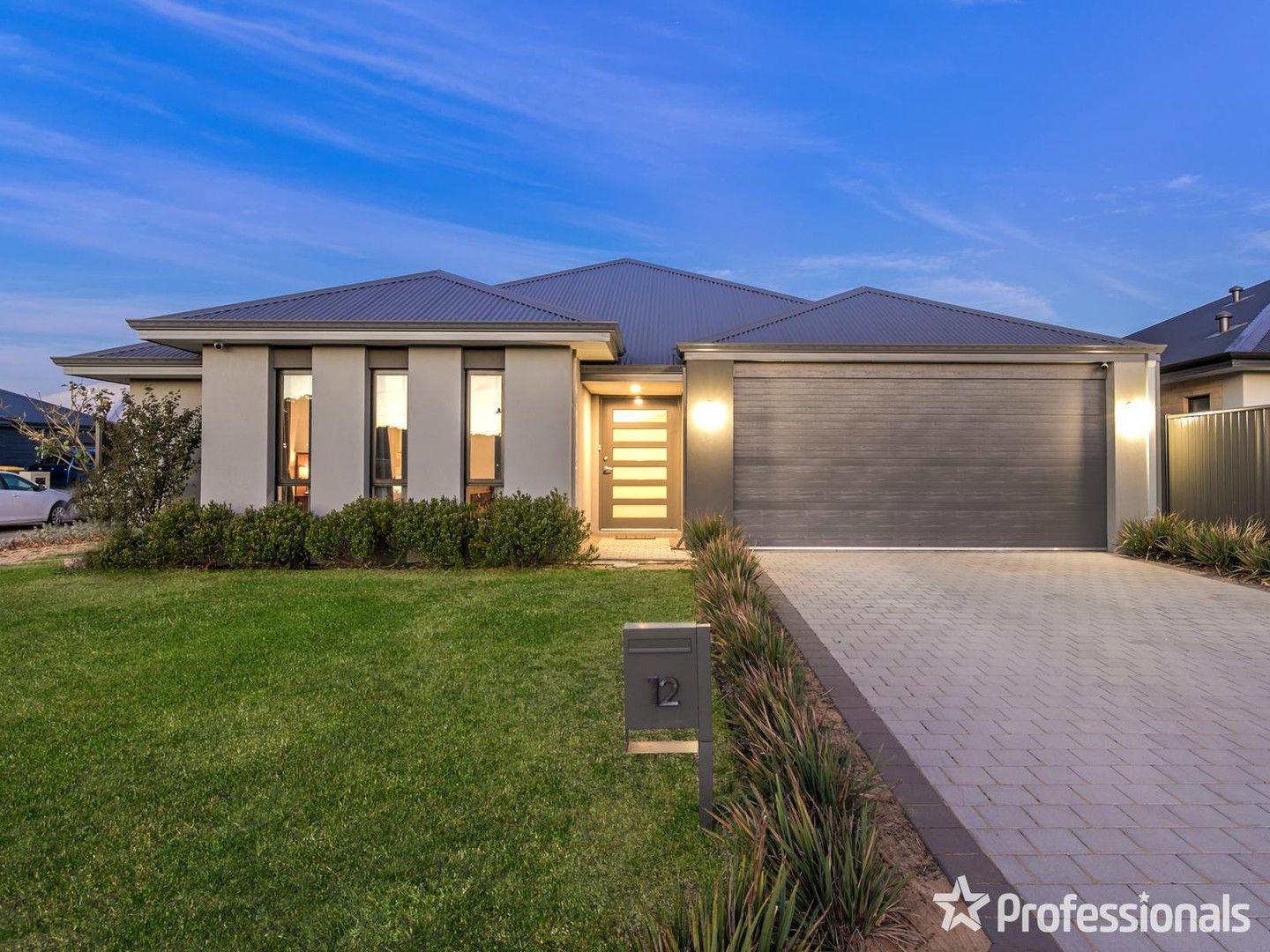 4 bedrooms House in 12 Amalfi Chase BALDIVIS WA, 6171