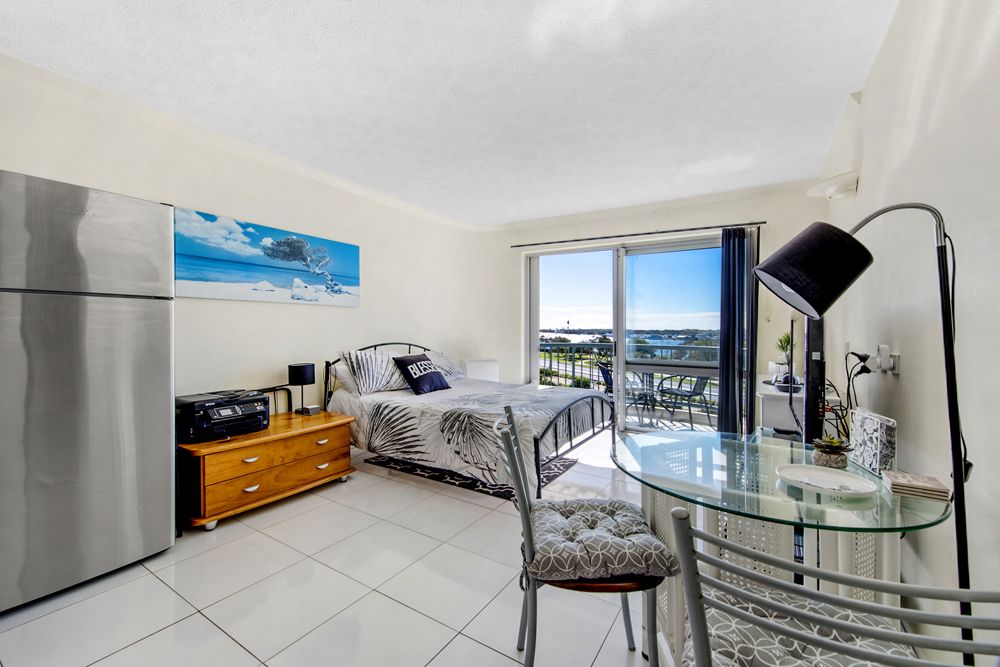 514/2 Barney Street, Southport QLD 4215, Image 2