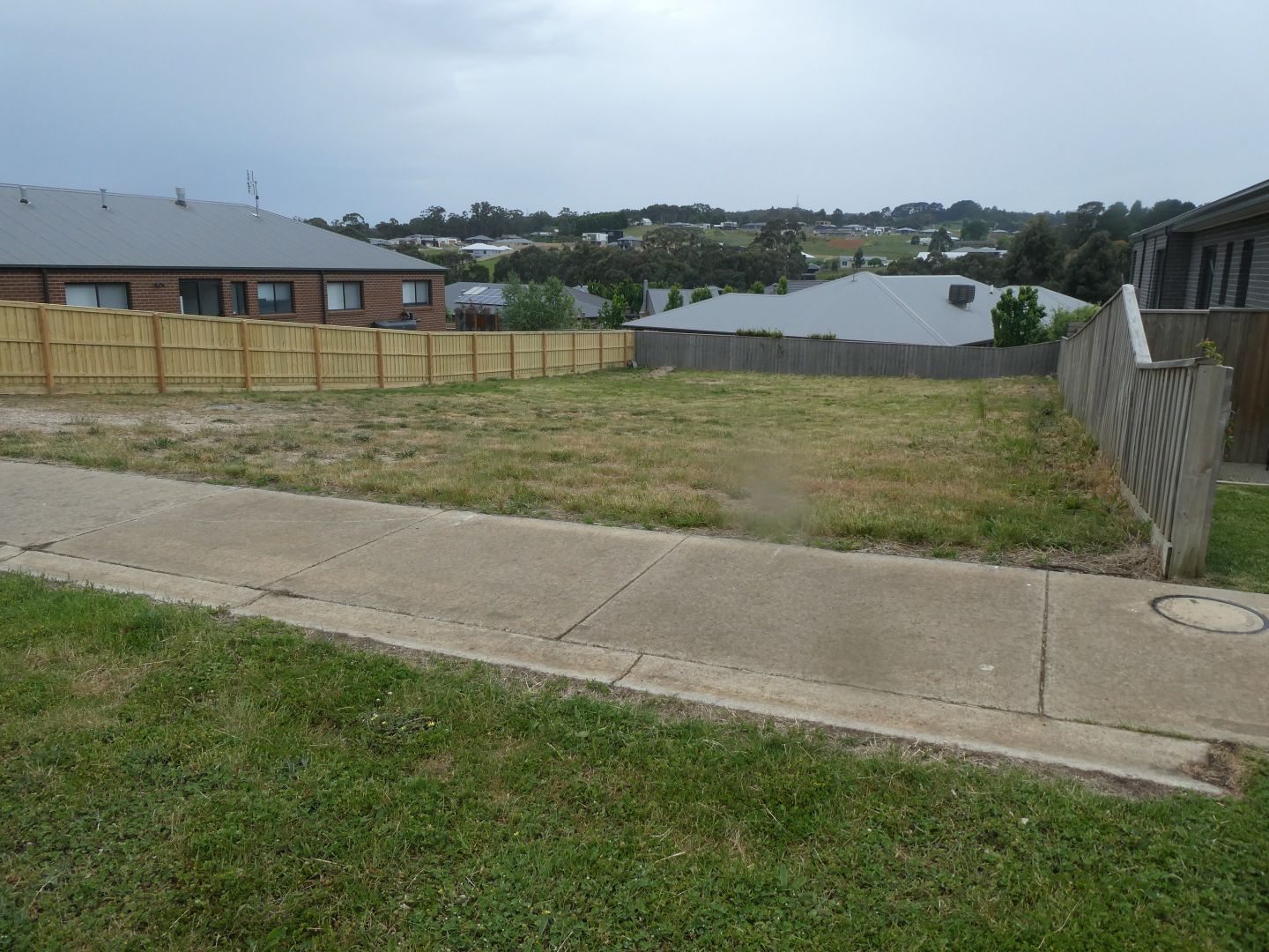 17 (Lot 42) Illana Street, Brown Hill VIC 3350, Image 2