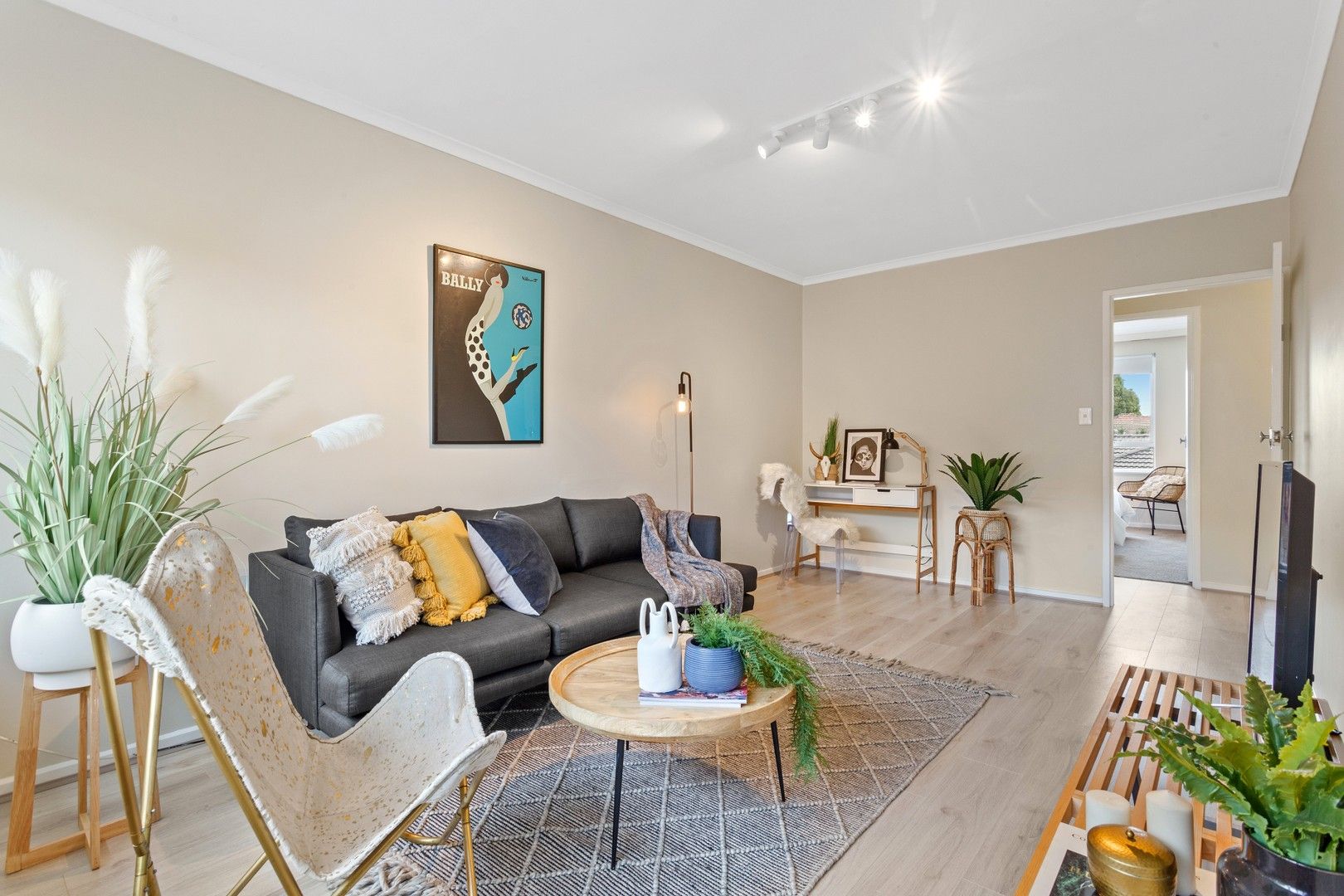 2/8 Dunoon Street, Murrumbeena VIC 3163, Image 0