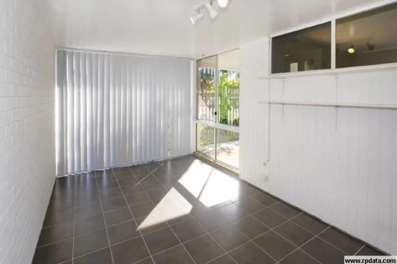 Additional image 6 of 15 FIFTH AVE, Scarborough QLD 4020