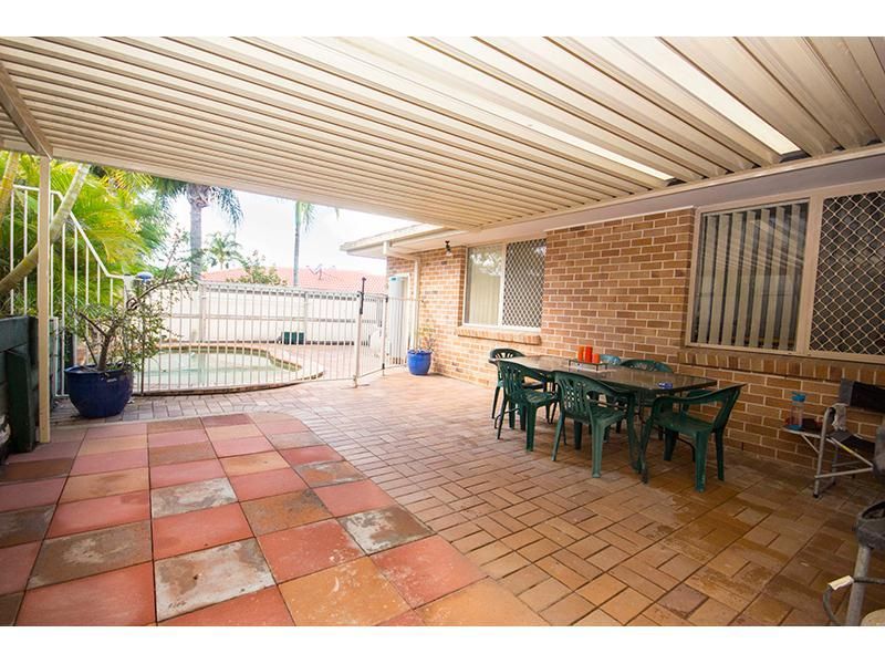 1/5 Poplar Place, Nerang QLD 4211, Image 2