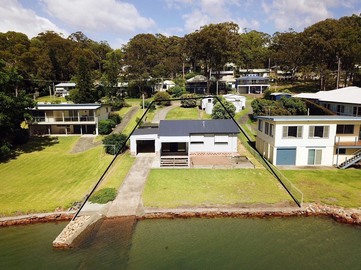 26 Cove Boulevard Avenue, North Arm Cove NSW 2324, Image 1