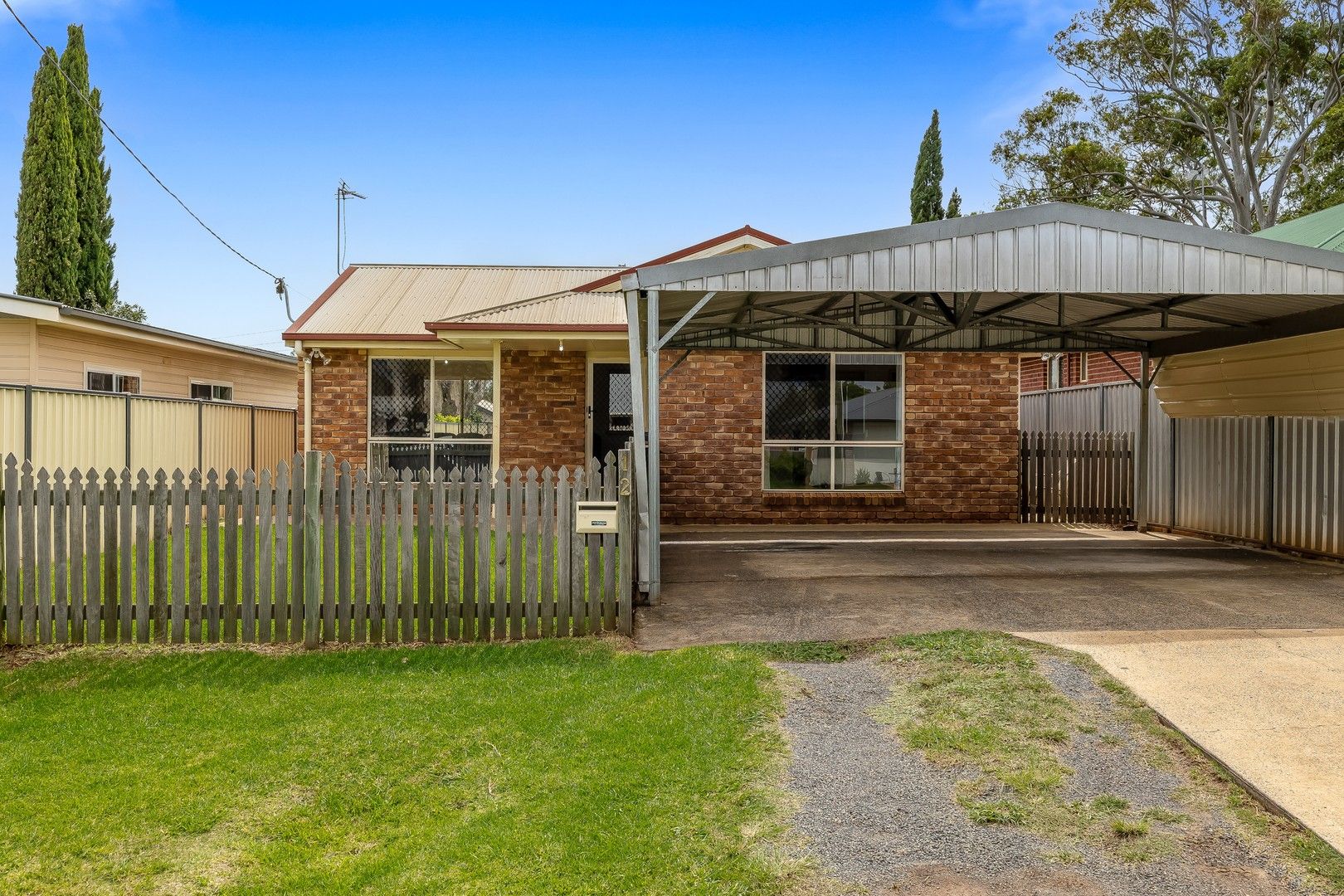 12 Bruntnell Street, Kearneys Spring QLD 4350, Image 0