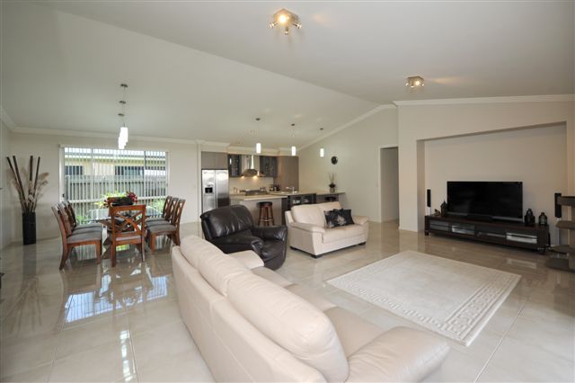 3 Lanagan Court, Middle Ridge QLD 4350, Image 2