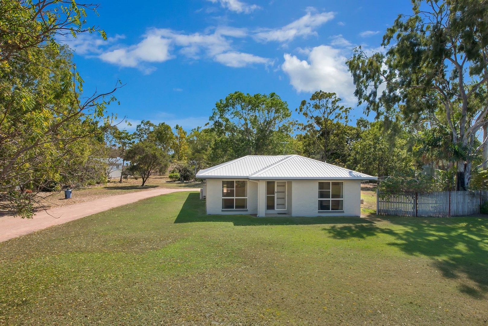 27 Flagstone Avenue, Rangewood QLD 4817, Image 0