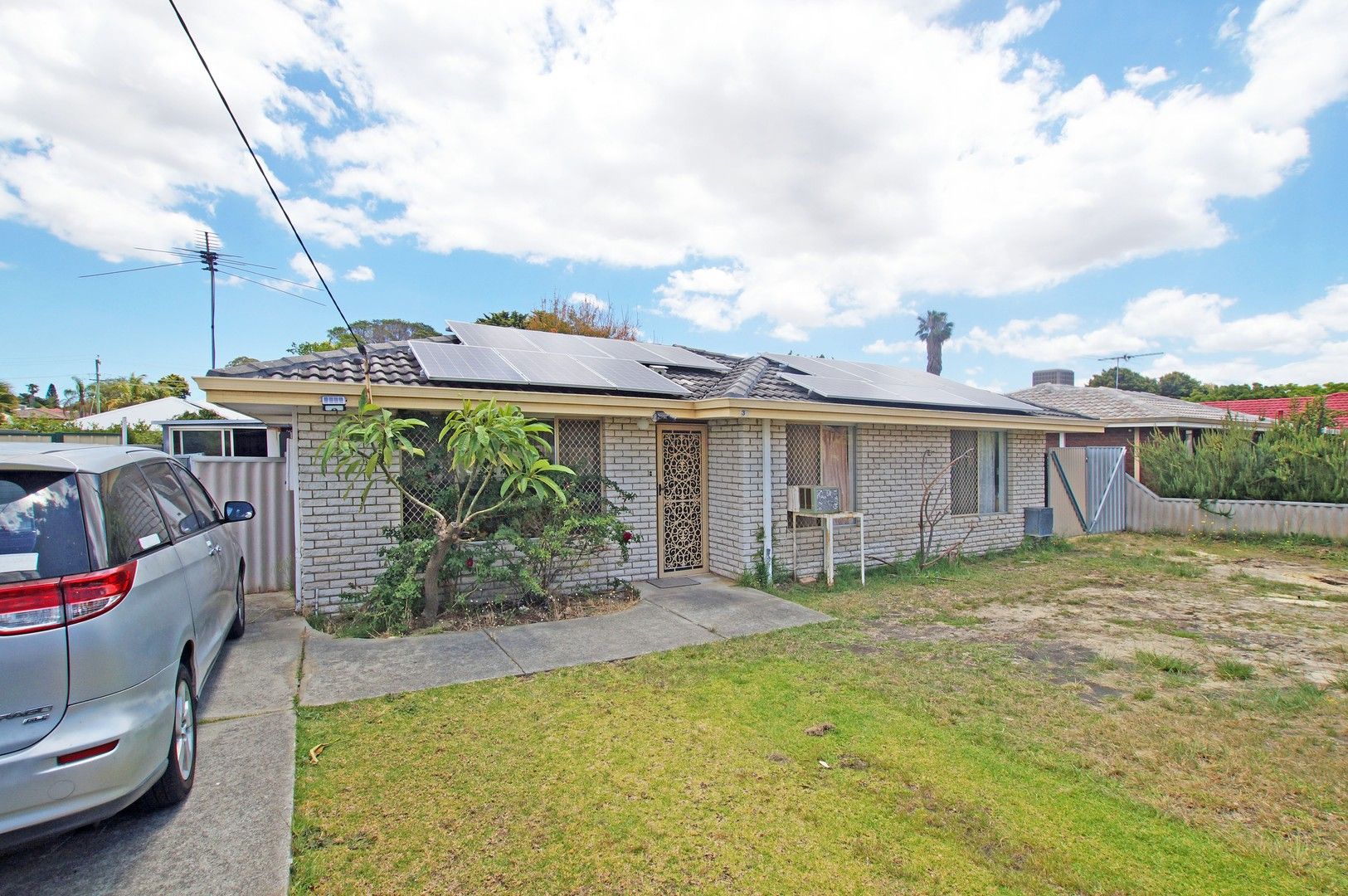 3 bedrooms House in 32 Honeywell Boulevard MIRRABOOKA WA, 6061