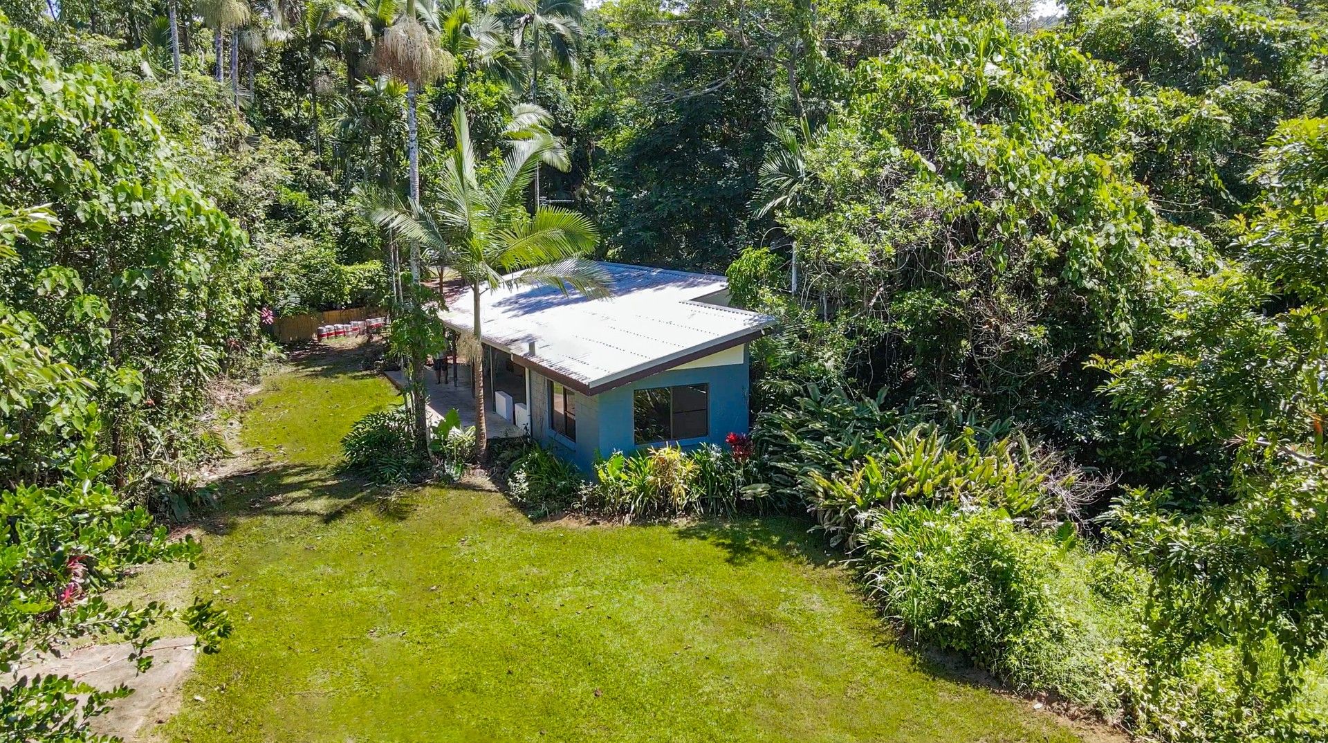 10 Mor-Gan-O Street, Bingil Bay QLD 4852, Image 0