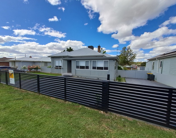 37 Currawong Street, Young NSW 2594