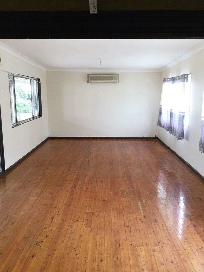 108 Campbell Street, Fairfield East NSW 2165, Image 2