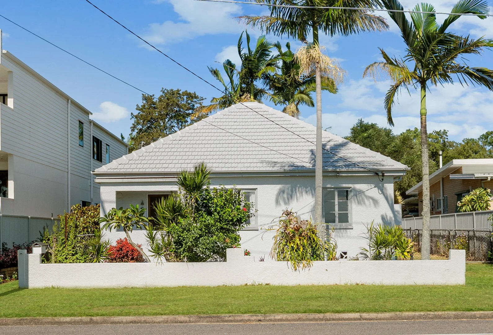 Primary image of 38 Oyster Point Esplanade, Scarborough QLD 4020